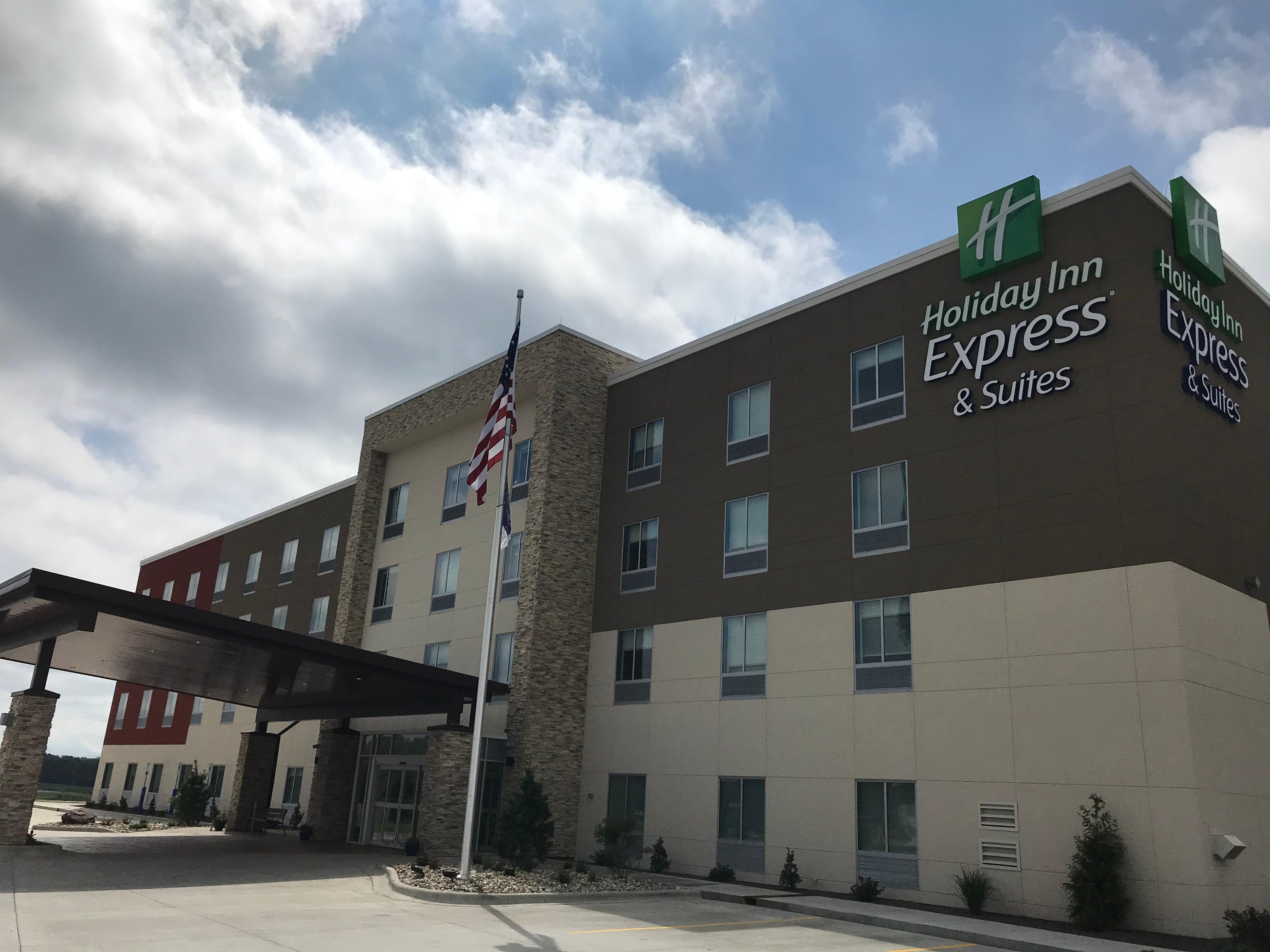 Holiday Inn Express & Suites - Hannibal - Medical Center Ngoại thất bức ảnh
